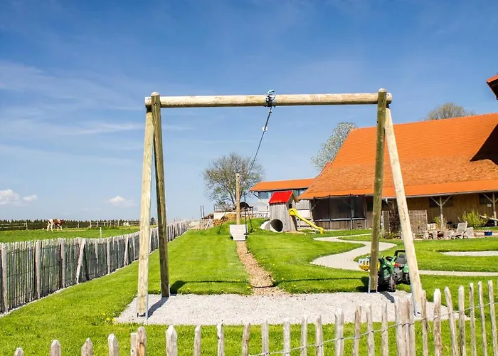 Wiesen-hof *