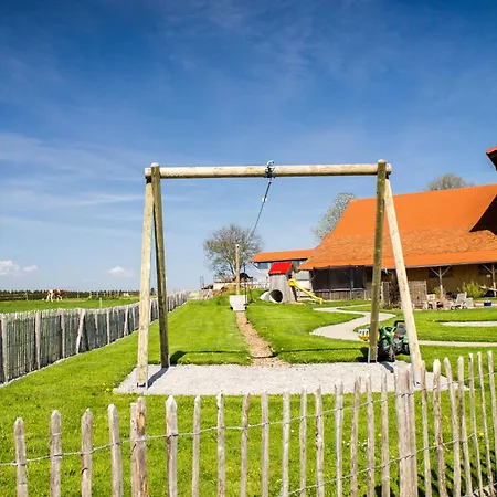 Wiesen-hof *